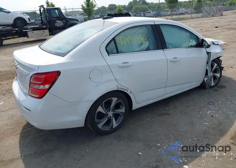 2017 Chevrolet Sonic Premier Auto z USA, uszkodzony, nr VIN 1G1JF5SB5H4118976